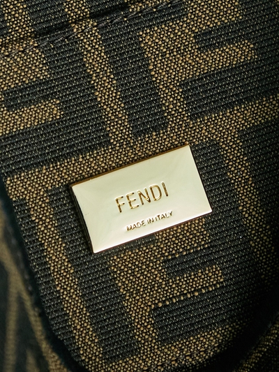 フェンディバッグ全体デザイン